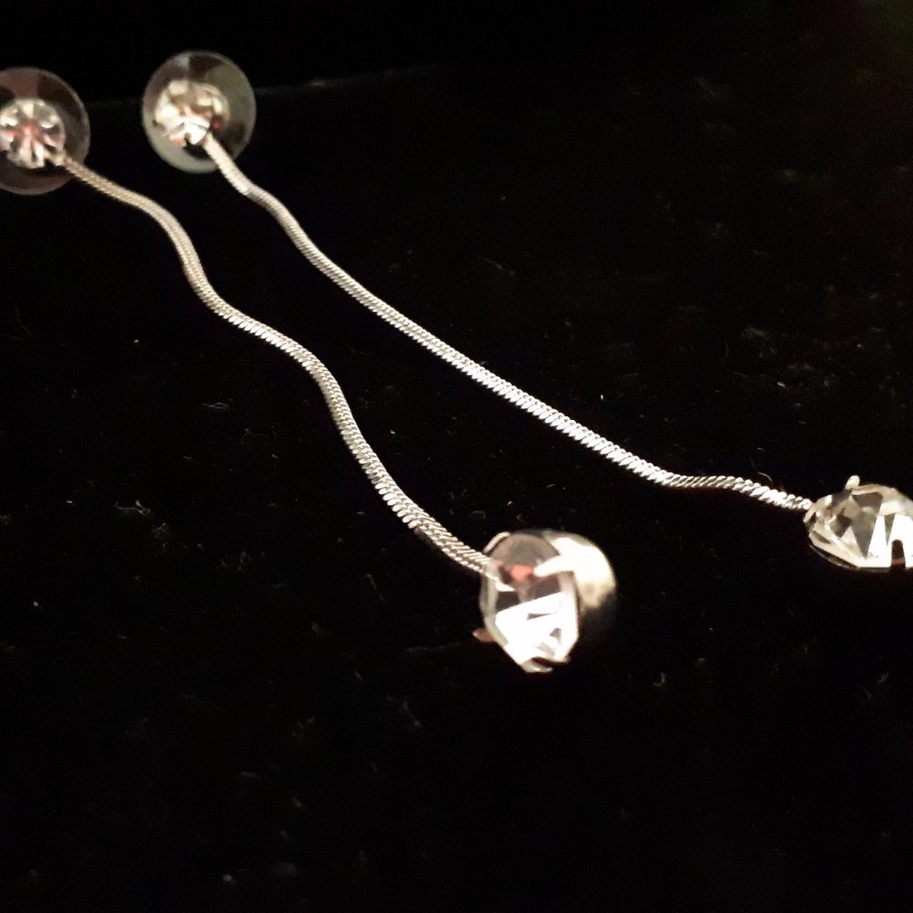 Vintage Rhinestone Shoulder Duster Earrings - Picture 5 of 5